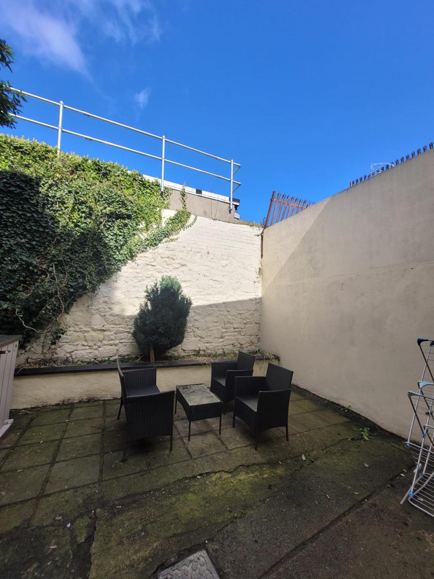 Recently Renovated Dublin City House Villa Bagian luar foto
